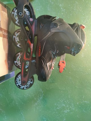 Patines OXELO 4 ruedas número 29 al 32 
Nuevos 