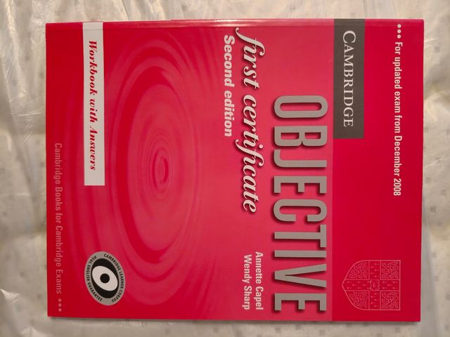 Libros First Certificate OBJECTIVE