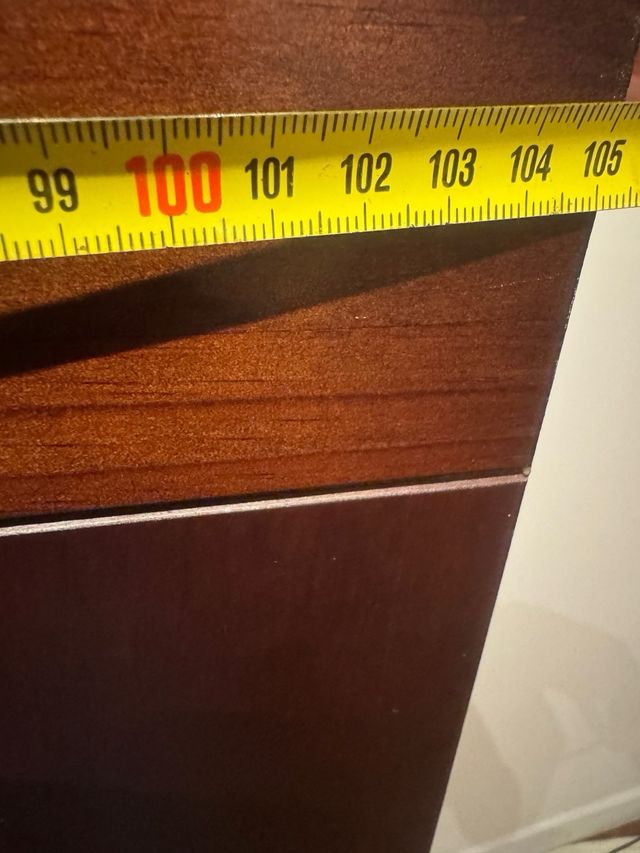 Muebles madera con 2 baldas, 2 última semana