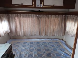 Caravana 370 - mesa plegable Hergo gazela