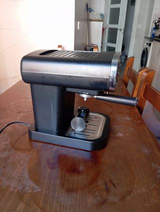 Cafetera Espresso Silvercrest - Negra