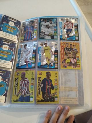 Álbum cromos fútbol LaLiga 22-23