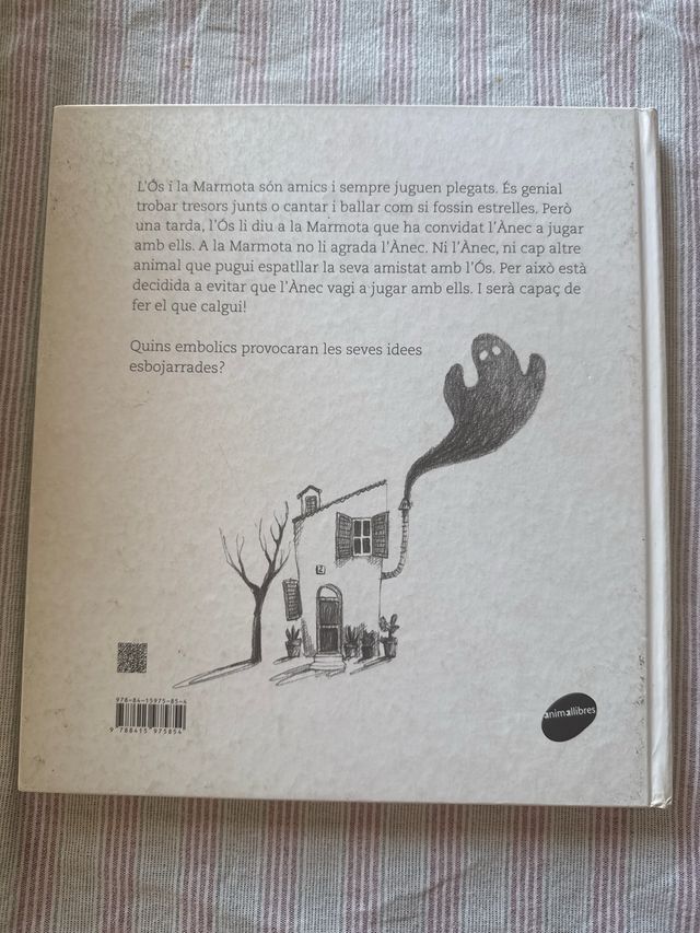 Els fantasmes no truquen a la porta