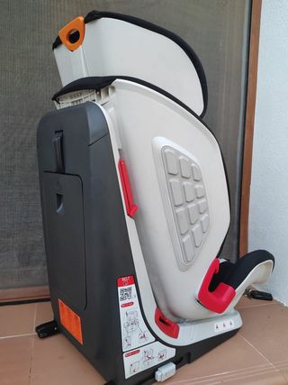 Silla coche Chicco: 15 meses-12 años Evolutiva