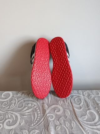 Adidas VS Switch 3 K - Scarpe Nere/Rosse Tg 40