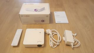 Proyector LG CineBeam PH30N blanco