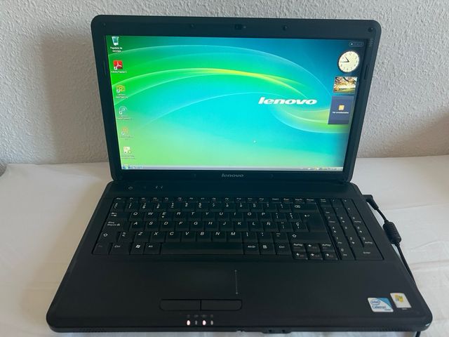 Portátil Lenovo G550 Negro