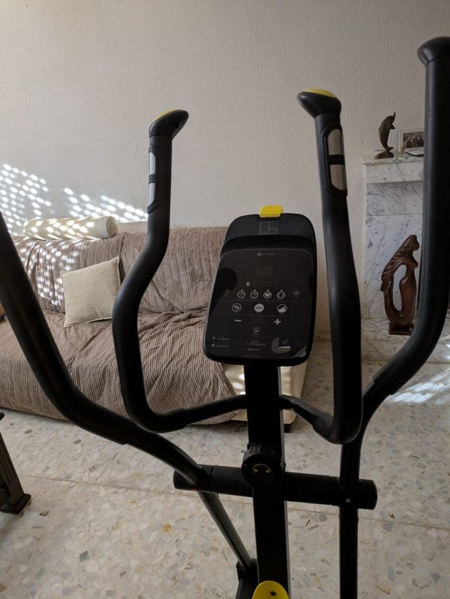 Elíptica BH Fitness 520