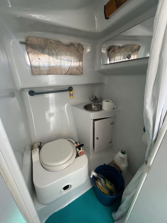 Rinker Fiesta Vee 260: ¡Impecable!