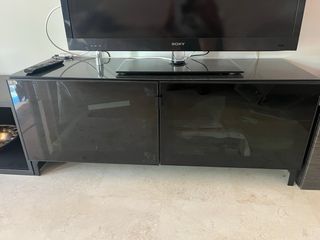 Muebles TV IKEA - Negro/Marrón