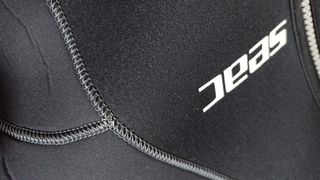 Traje neopreno corto SEAC