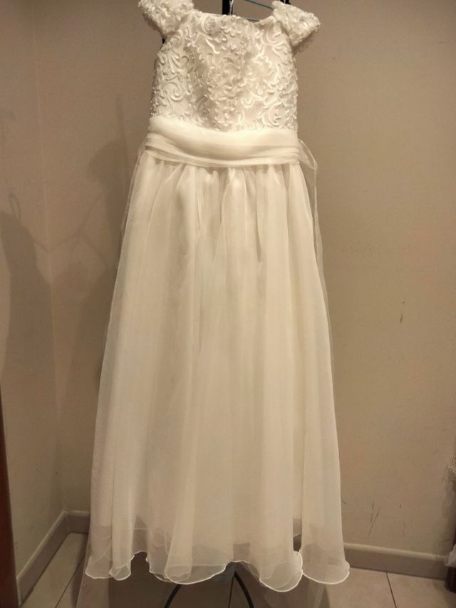 Vestido comunión niña blanco roto. Carmy