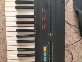 Casio CT-460: Piano Eléctrico