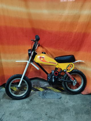 MotoPeque Coloma años 70 de segunda mano por 170 EUR en Valladolid