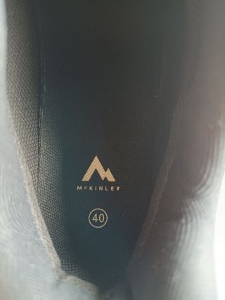 Scarpe trekking blu e nere