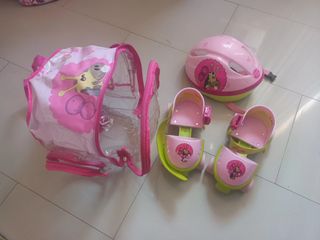 Patines niña +3 años c casco y bolsa