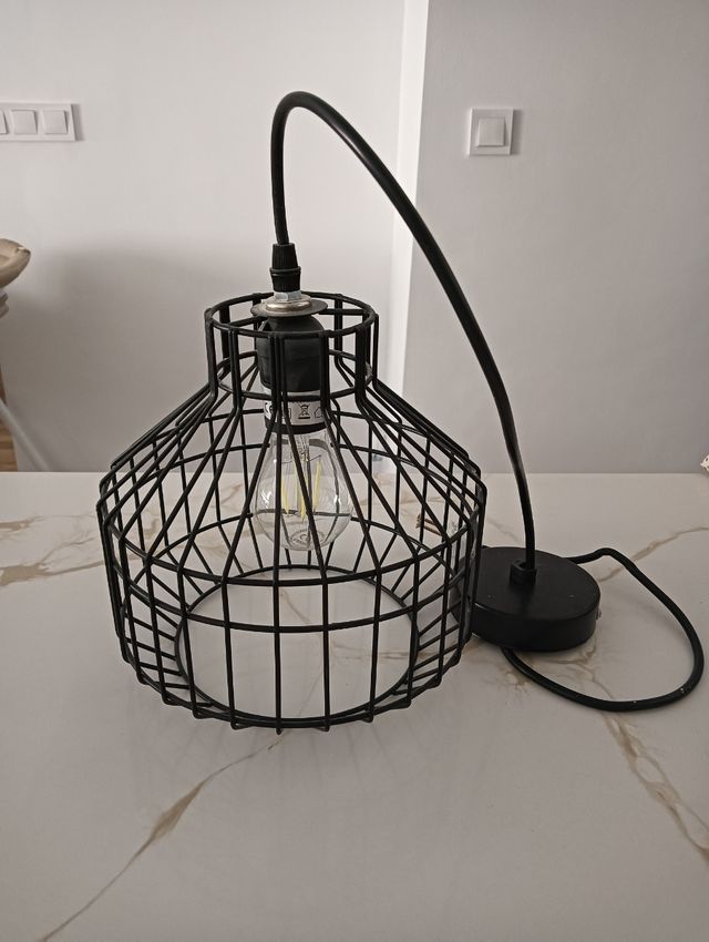 Lámpara Jaula Metal Negra