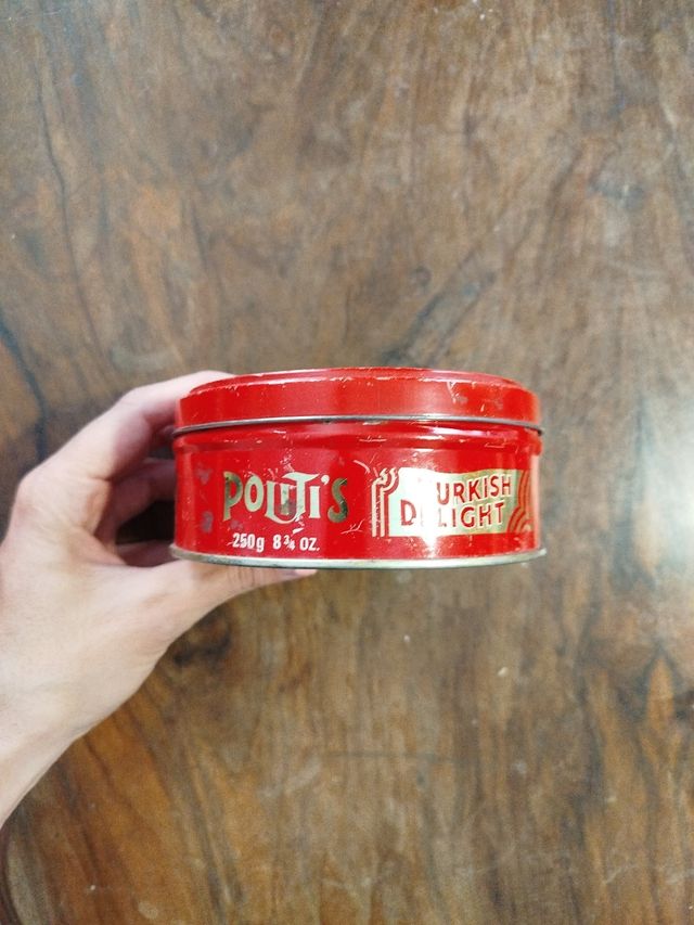 Caja lata Poulti's vintage