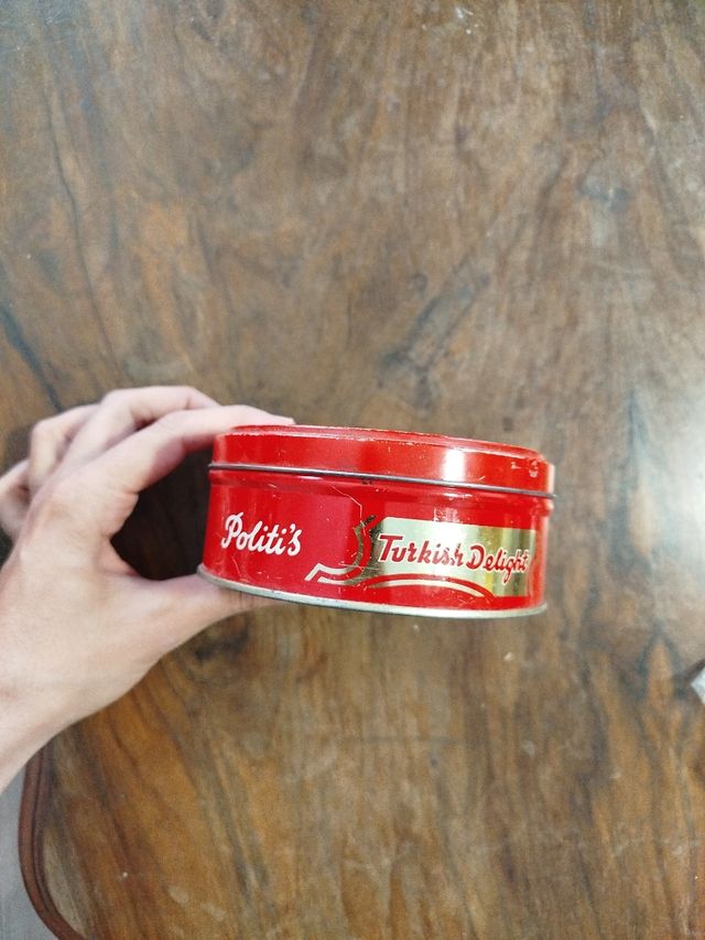 Caja lata Poulti's vintage