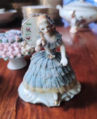2 Muñecas porcelana vintage