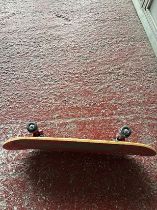 Patinete Cars: ¡A toda velocidad!