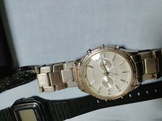 12  relojes para piezas