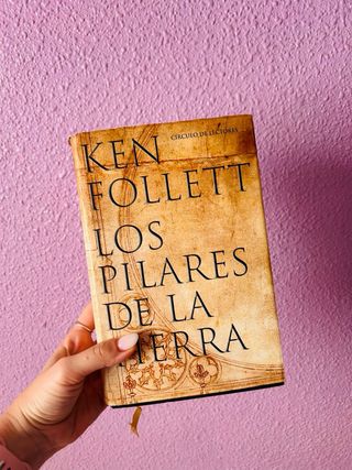 Lote Los pilares de la tierra y Un mundo sin fin