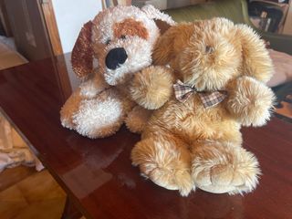 2 peluches perros - tiernos cachorros