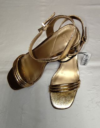 Sandalias doradas Parfois - T.39