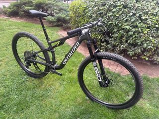 Specialized Epic 8 Expert - MTB Carbono