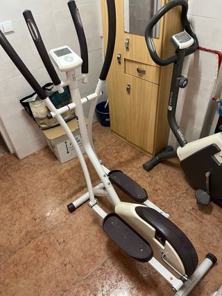Bicicleta estática VM230 y eliptica Domyos