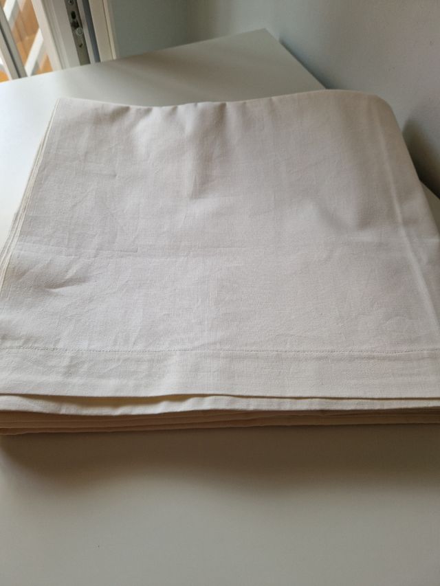 Lenzuolo fatto a mano nuovo