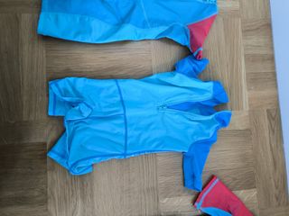 4 bañadores niño/niña UV50+