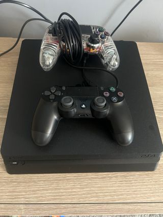 PS4 (PlayStation 4) + 9 juegos