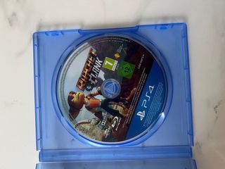 PS4 (PlayStation 4) + 9 juegos