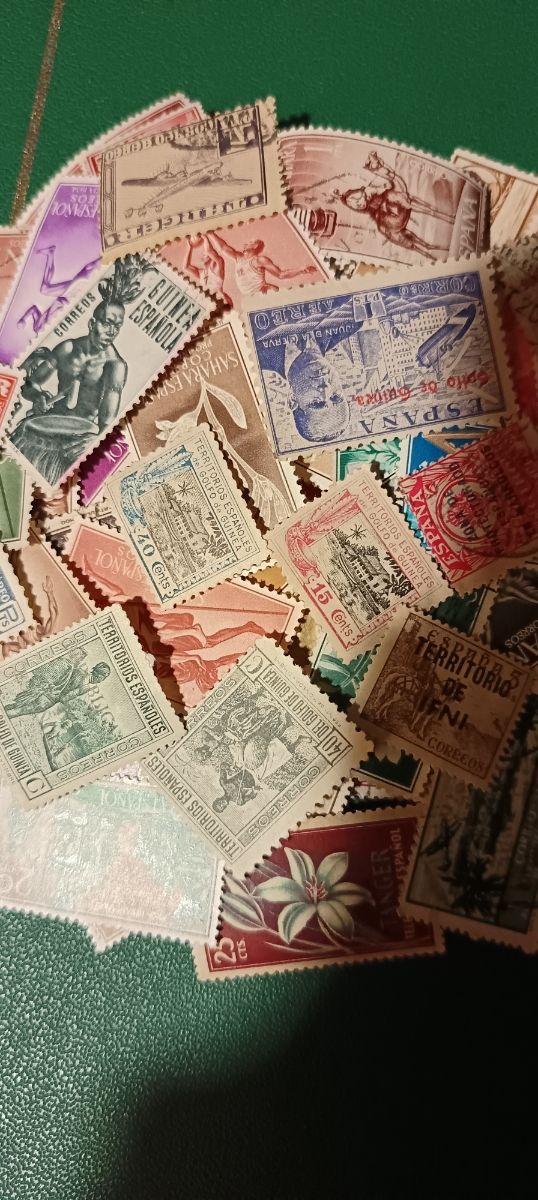 Sellos España: 120 usados y nuevos