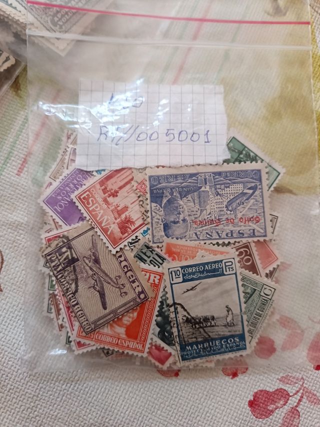 Sellos España: 120 usados y nuevos