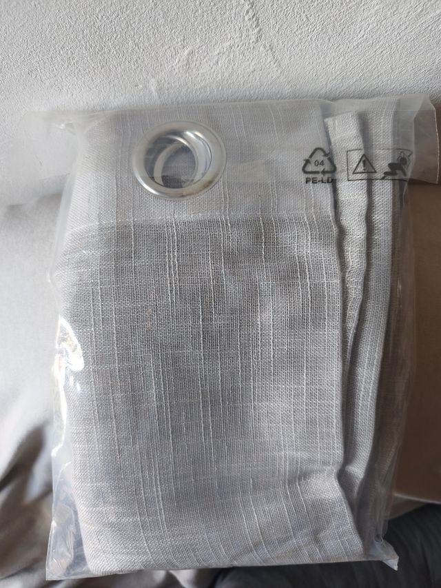 Cortinas negras trasparente - 2 uds.y una gris 