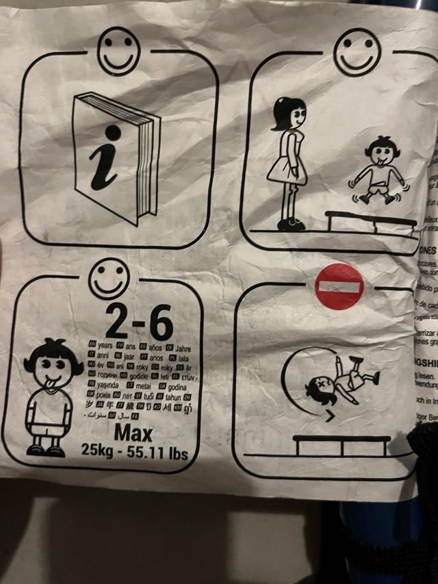 Mini cama elástica infantil.