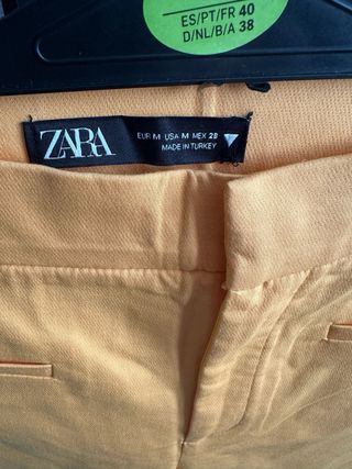 Pantalones Zara naranja talla M