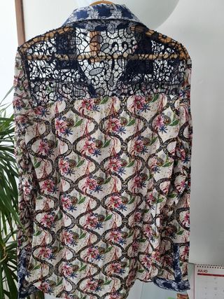 Blusa Desigual estampada multicolor