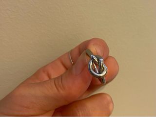Anillo Bimba y Lola nudo dorado plata