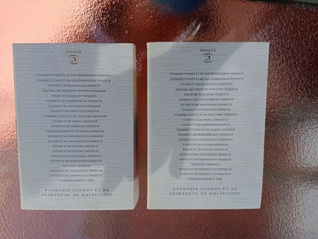 Diccionario de la lengua espanola de la Ral Aca...