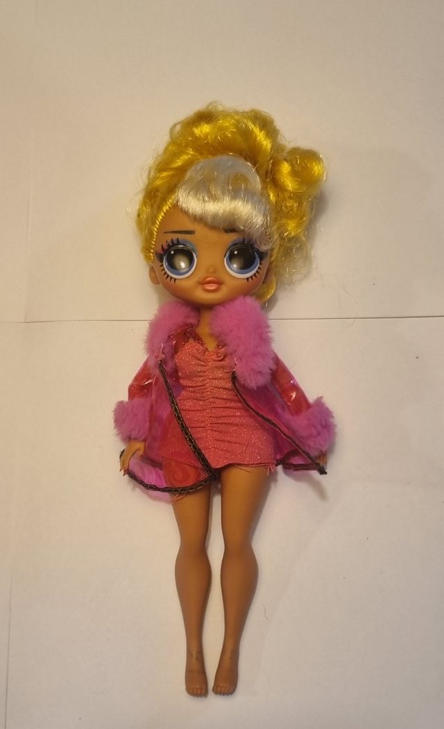 Muñeca LOL Surprise OMG