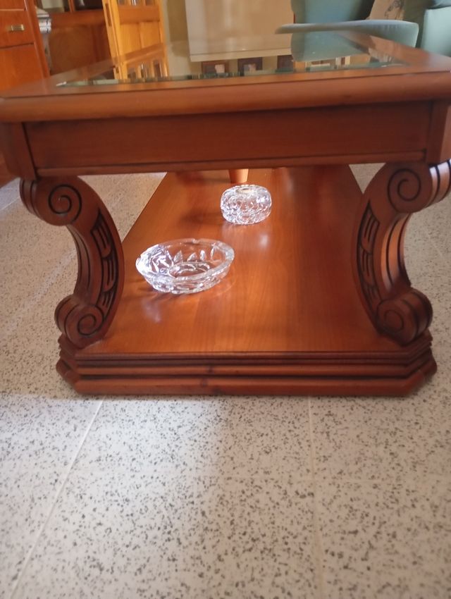 Mesa centro madera-cristal, estilo provenzal