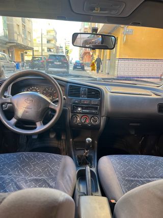 Nissan Primera 1998