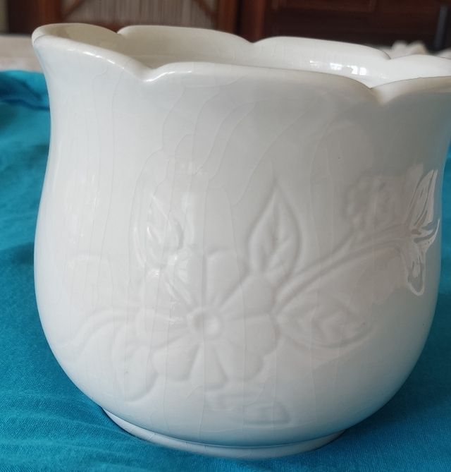 Macetero cerámico blanco - Flores