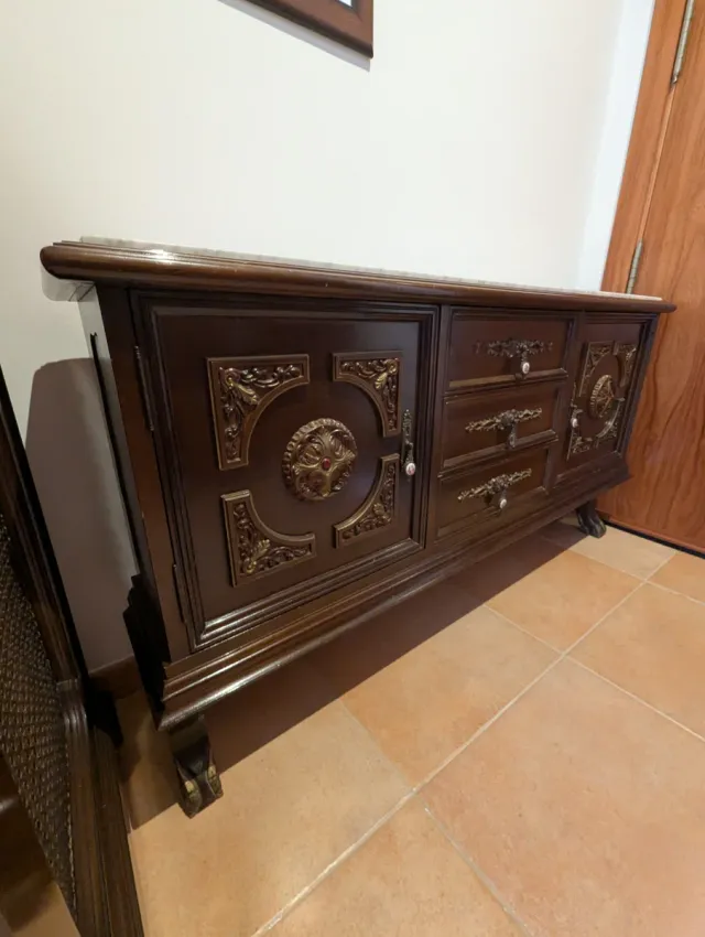 Aparador recibidor antiguo madera y marmol.Mueble