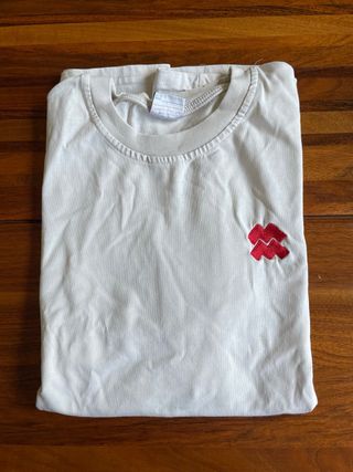 Camiseta Montcau la Mola - Talla M. equivale a 18