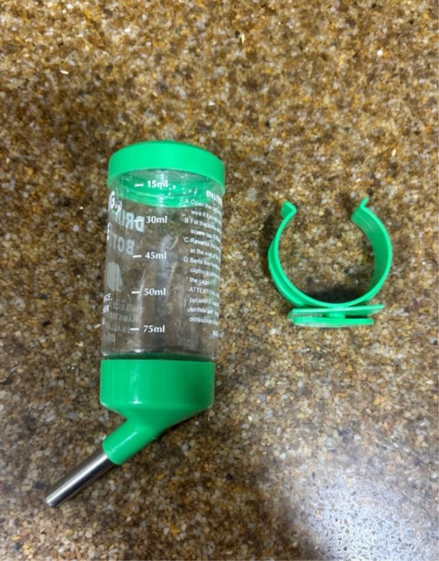 Bebedero para animales exóticos